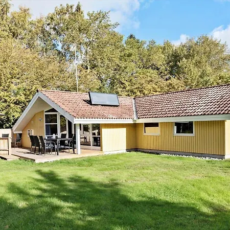 M153-vaeggerlose-skovlystvej-78 Bøtø By